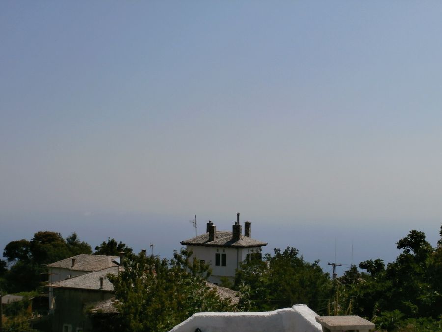 View, apples, sea and mountain - Property Pelion